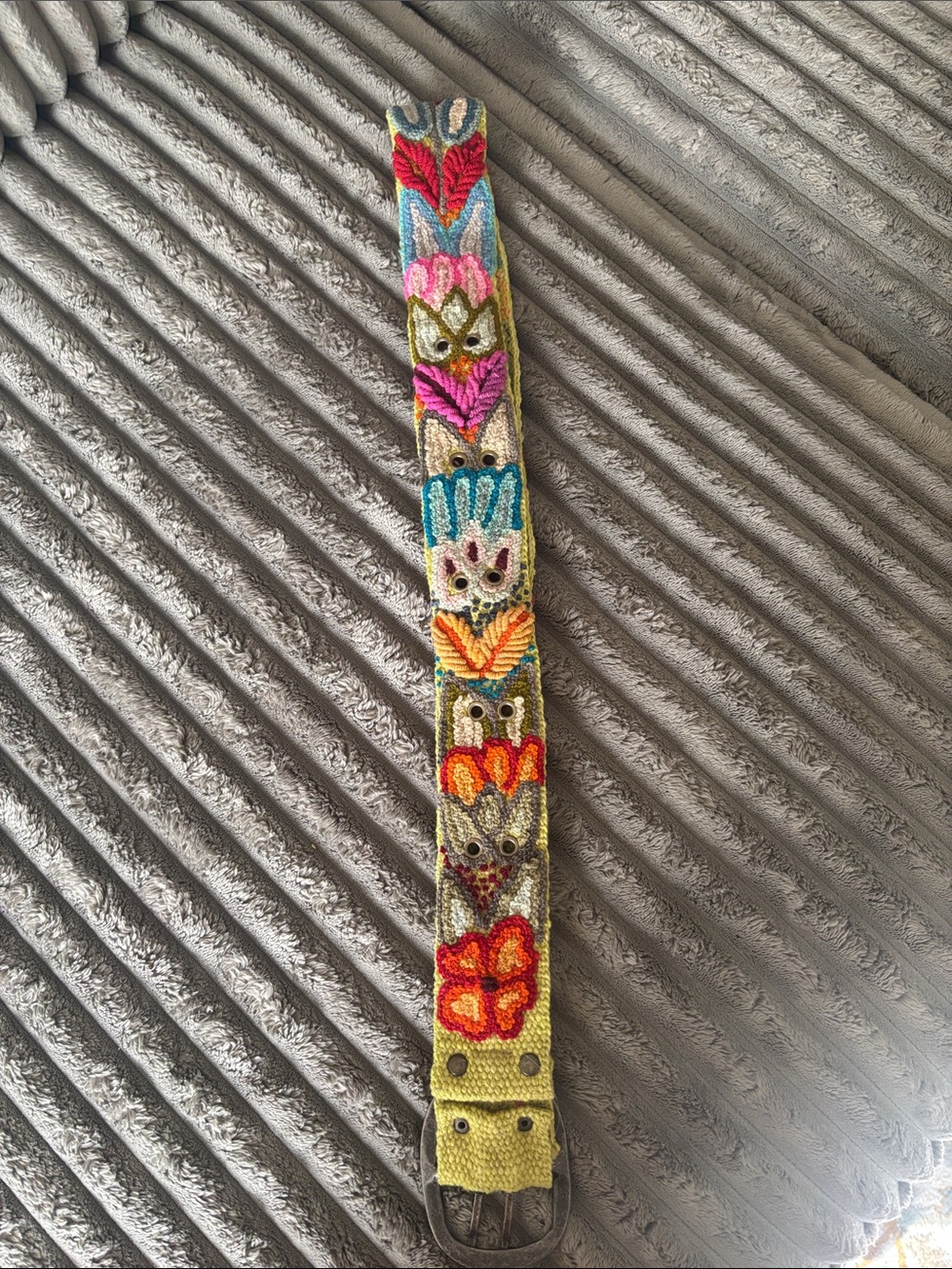 Jenny Krauss Colorful Embroidered Floral  Pattern Belt - Picture 3 of 11